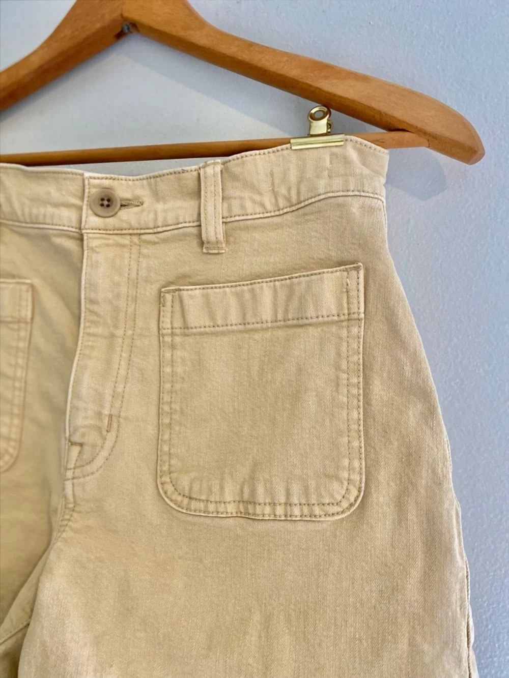 Madewell Beige High-Rise Shorts - Picture 3 of 5